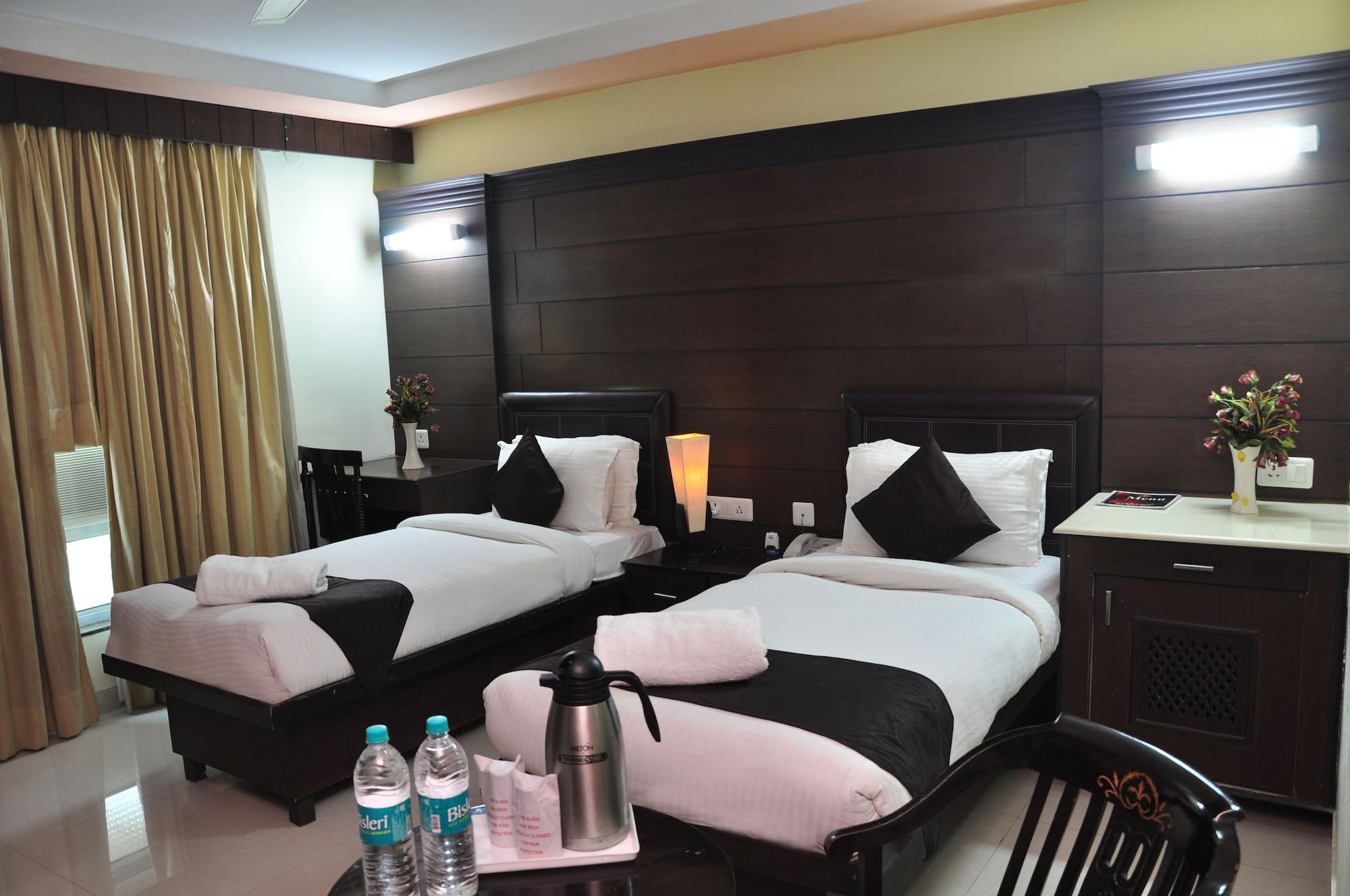 Sun Hotel Agra Kültér fotó